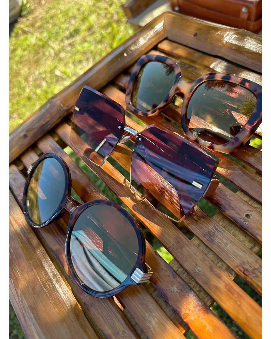 Jessica Simpson Glamorous Cat Eye Vented Temple Sunglasses in Tortoise