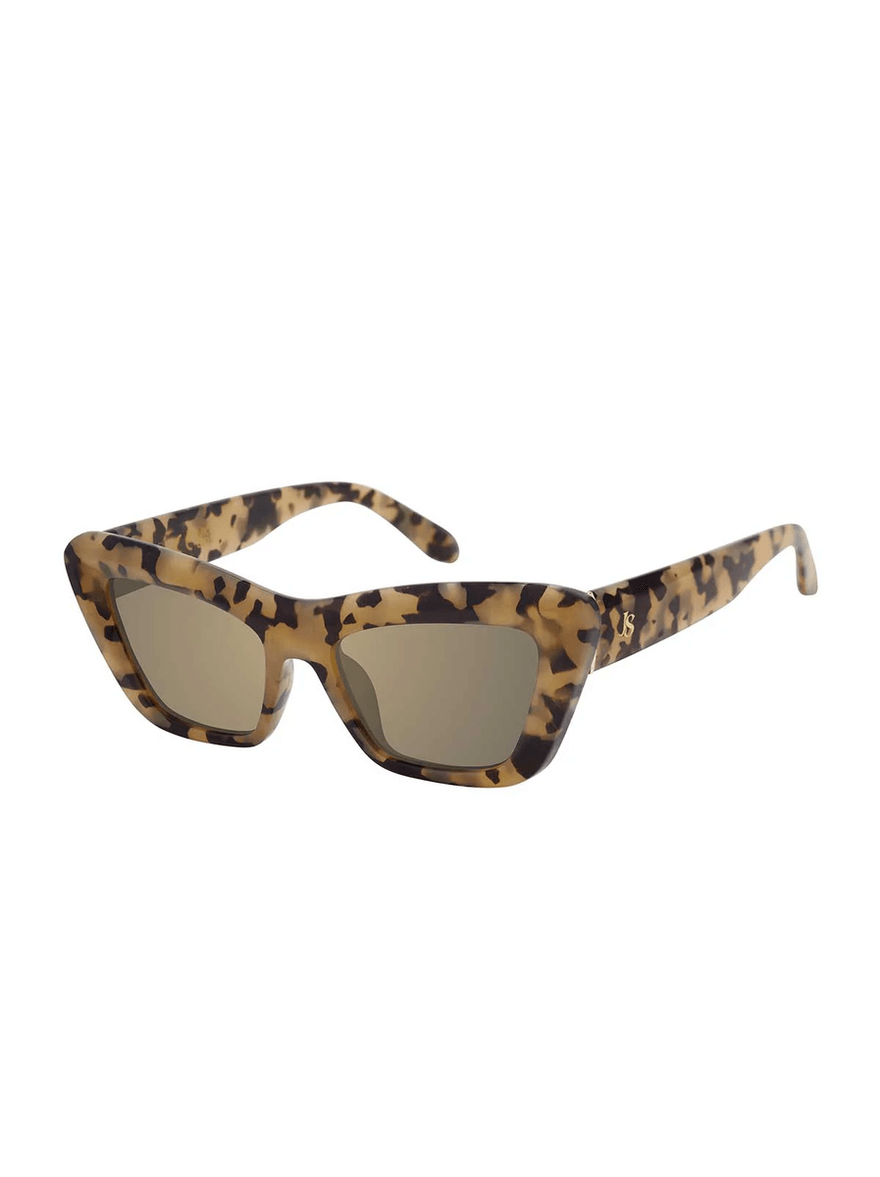 Jessica Simpson Bold Cat-Eye Sunglasses in Tortoise