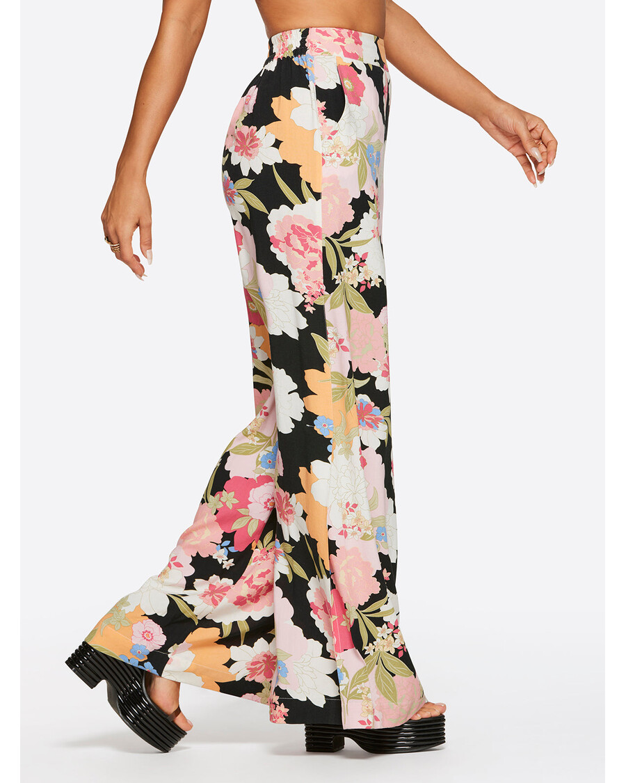 Jessica Simpson Shaye Pant in Blooms In The Bay