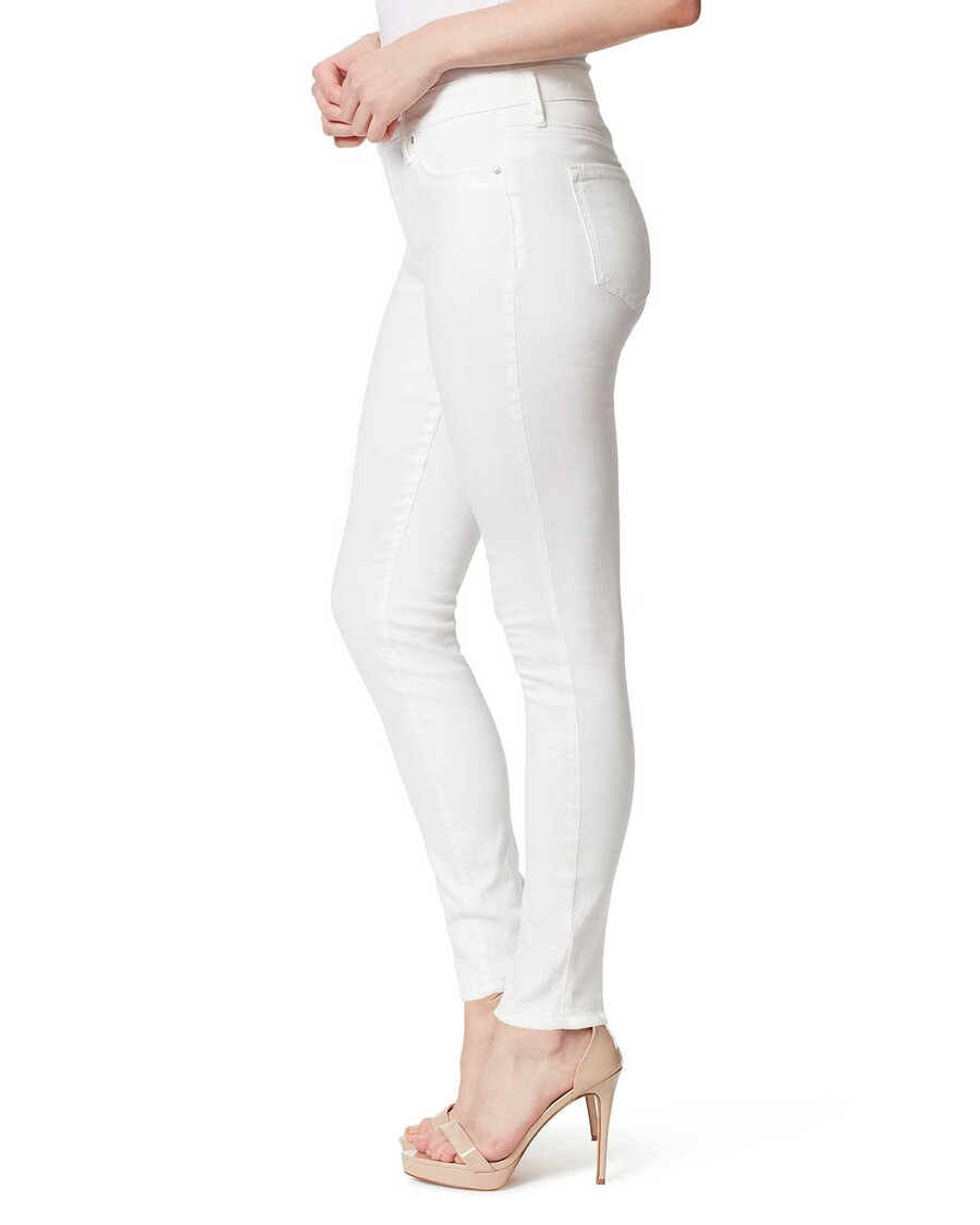 Jessica Simpson „Pocałuj Mnie” – Białe Obcisłe Dżinsy