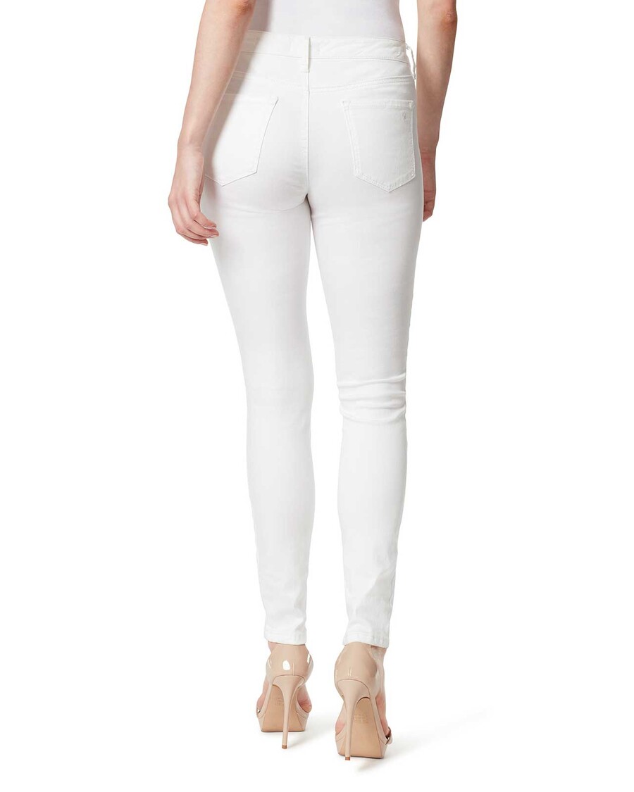 Jessica Simpson „Pocałuj Mnie” – Białe Obcisłe Dżinsy