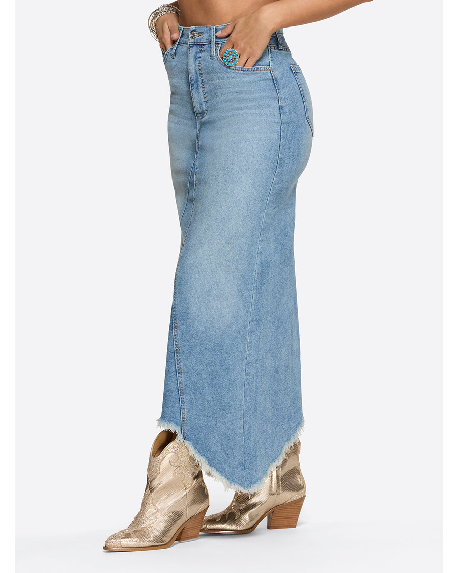 Jessica Simpson Della Maxi Skirt in Sweet Pea