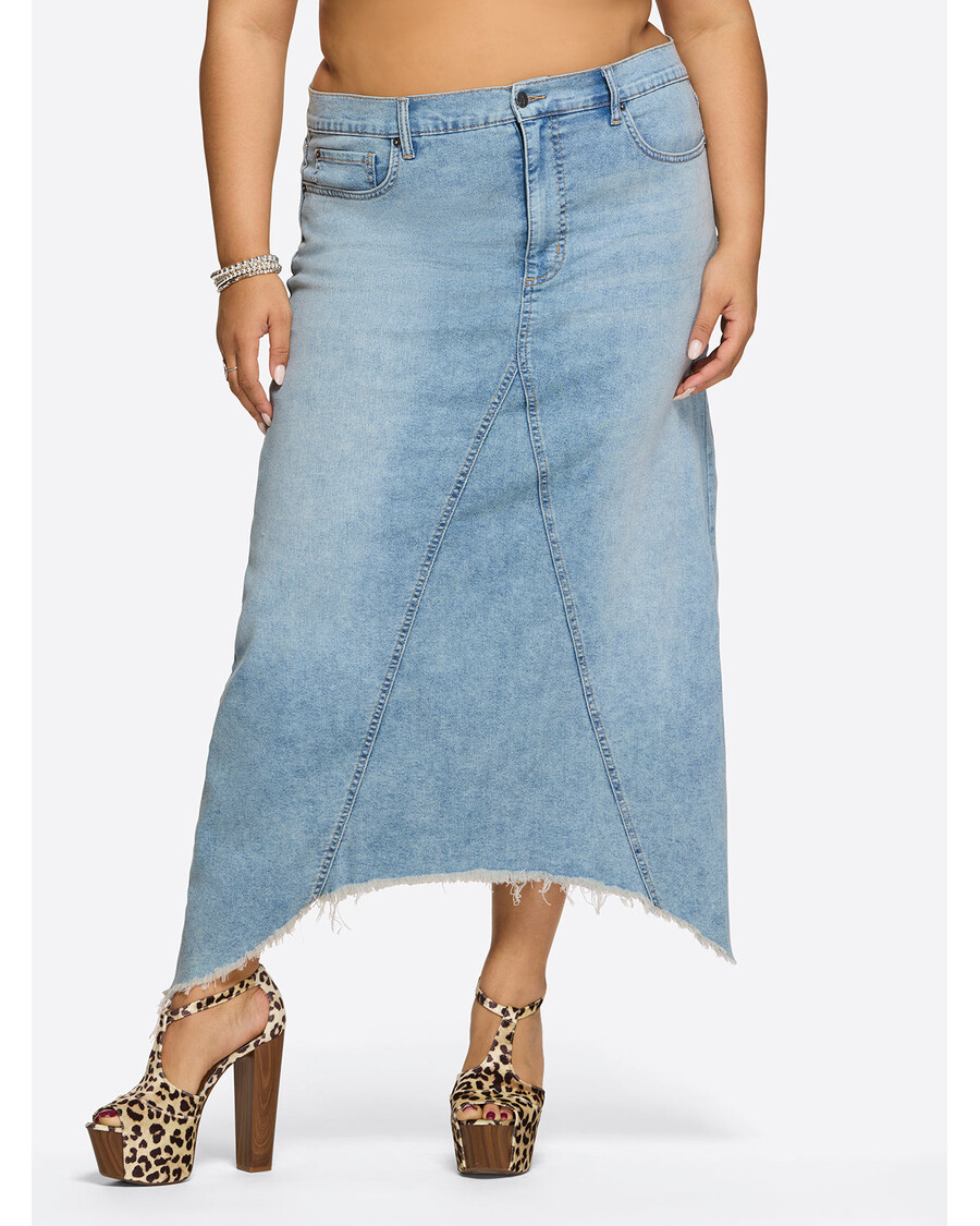 Jessica Simpson Della Maxi Skirt in Sweet Pea