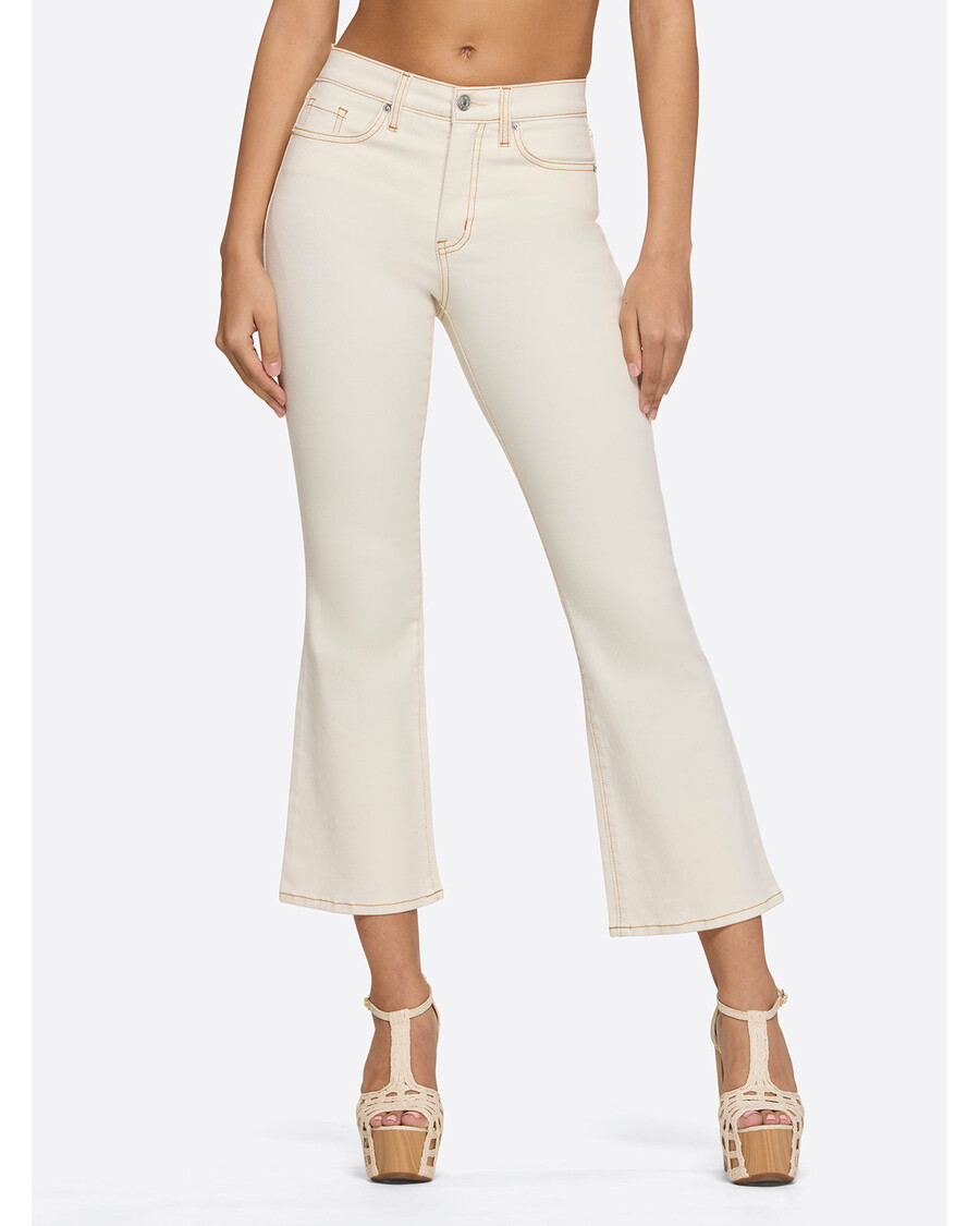 Jessica Simpson Czarująca Rozszerzana Kostka W Kolorze Ecru