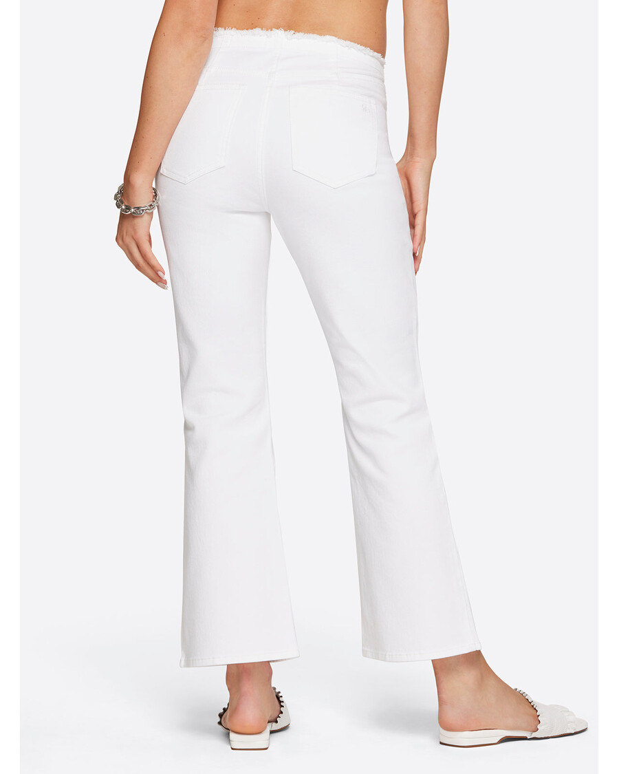 Jessica Simpson – Love Song – Biała Bluzka Z Wysokim Stanem