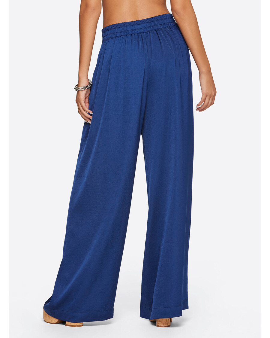 Jessica Simpson Winnie – Spodnie Z Szerokimi Nogawkami W średniowiecznym Niebieskim Kolorze