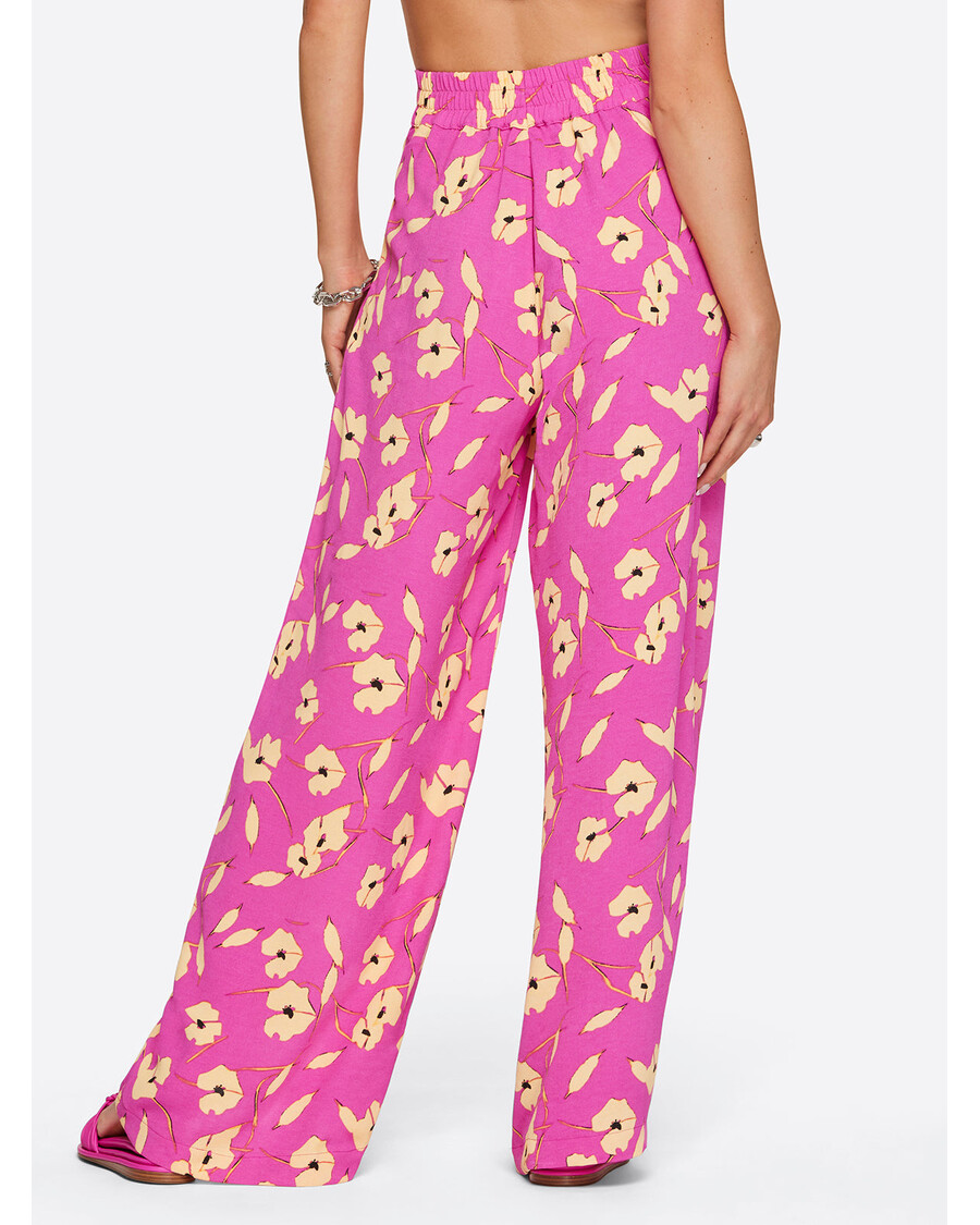 Jessica Simpson Winnie – Spodnie Z Szerokimi Nogawkami W Więdnące Płatki