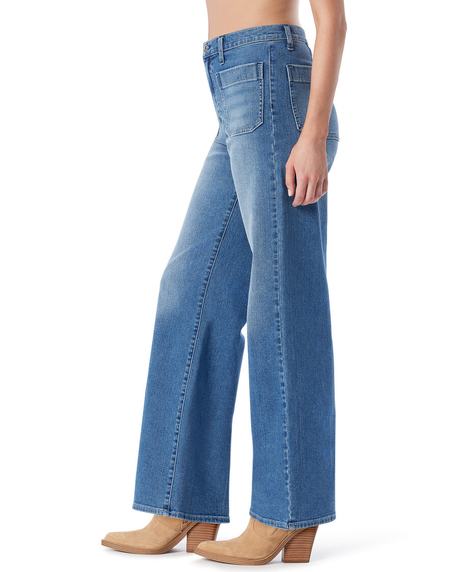 Jessica Simpson Starstruck Wide Leg Jean in Laguna