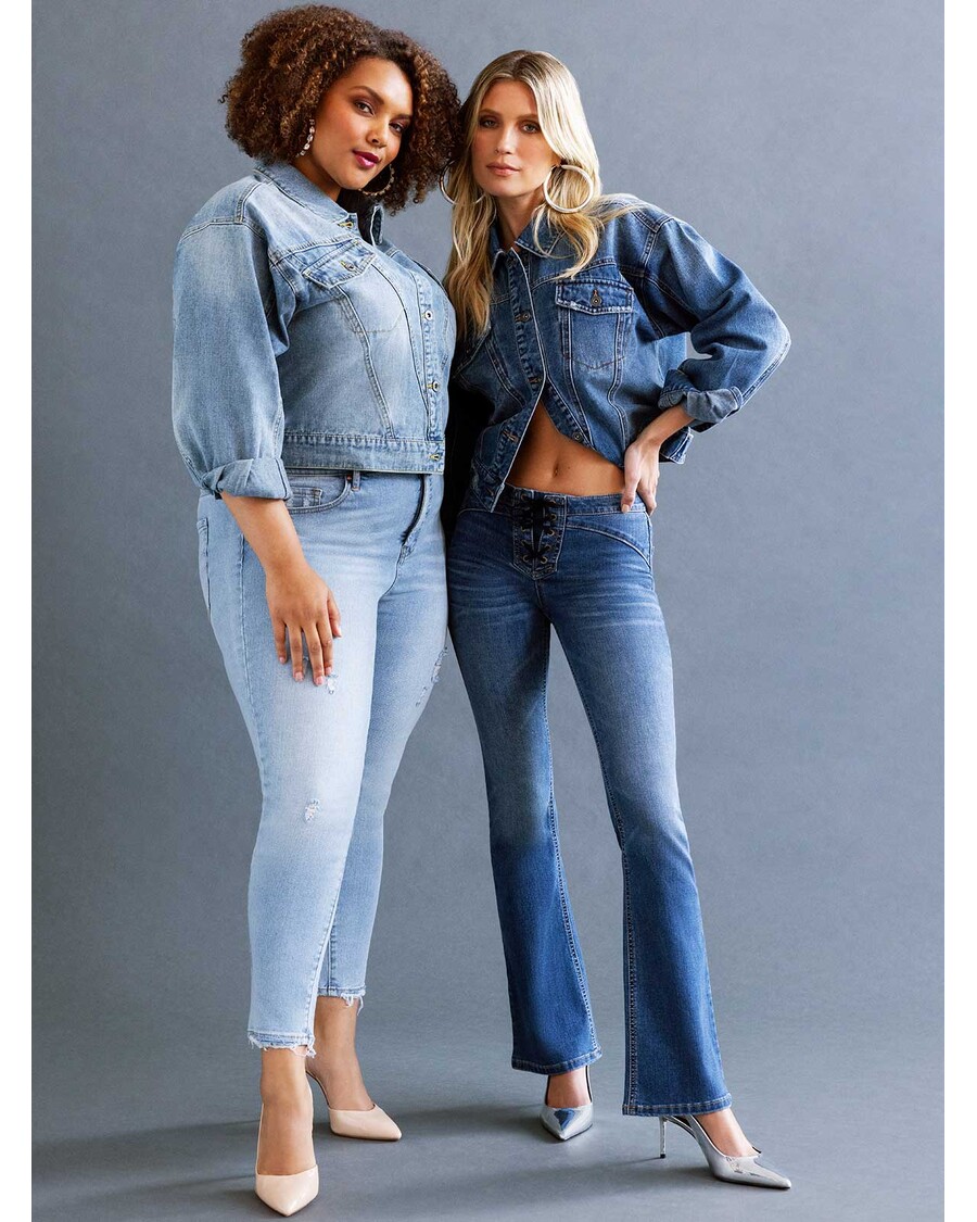 Jessica Simpson Kiss Me Flare Jeans in Lola