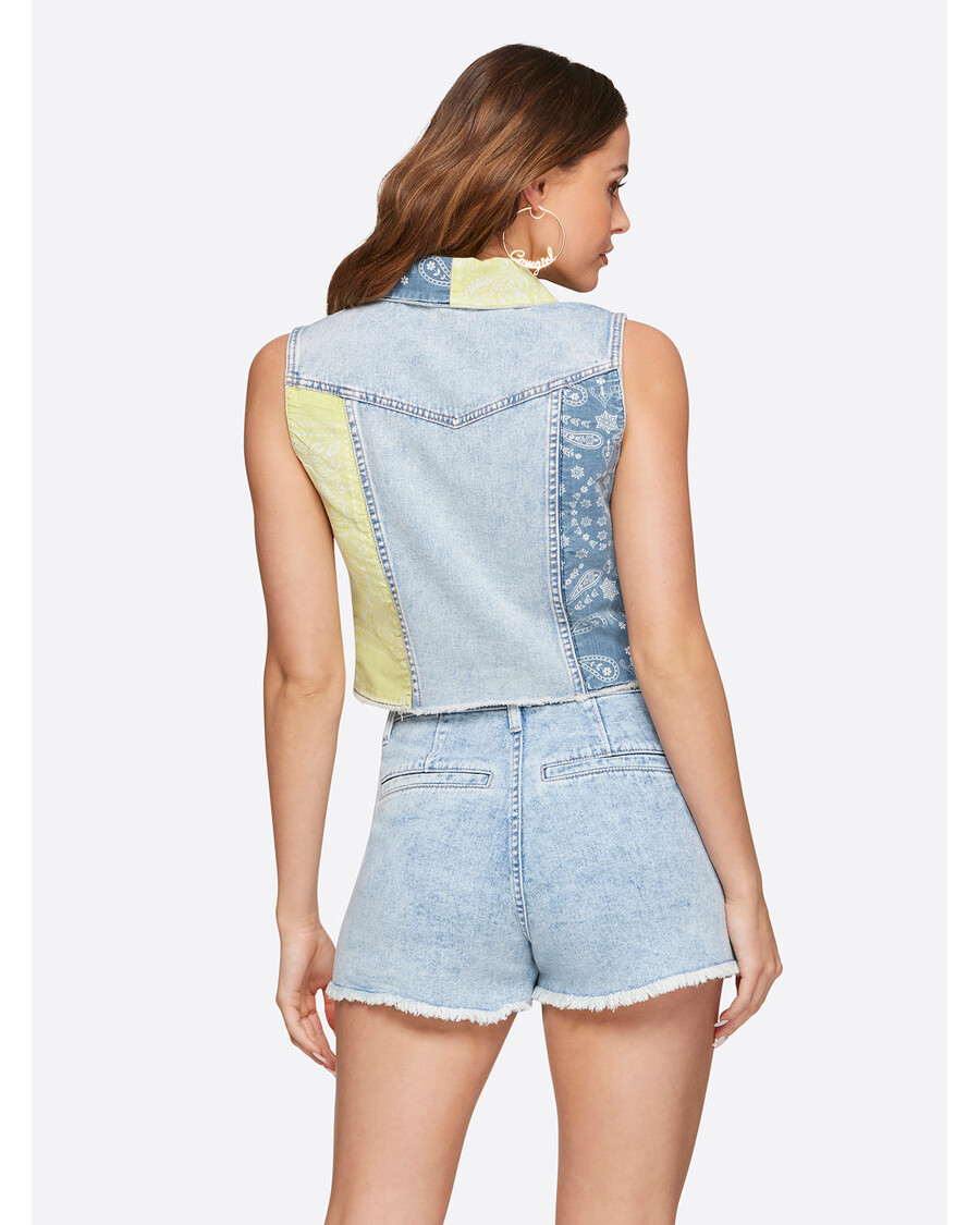 Jessica Simpson Sound Track Crop Denim Vest in Heavenly