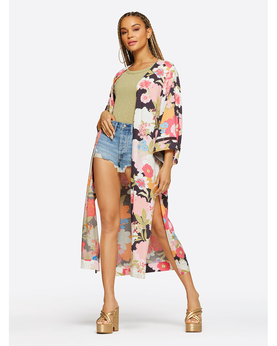 Jessica Simpson Caelan Kimono in Blooms In The Bay