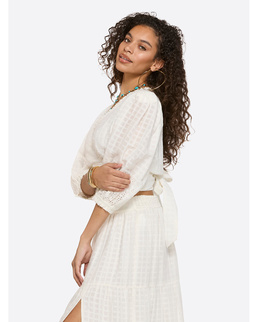 Jessica Simpson Patsy Top in Gardenia