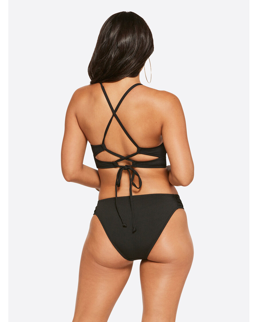 Jessica Simpson Textured Solids Cropped Cami in Black