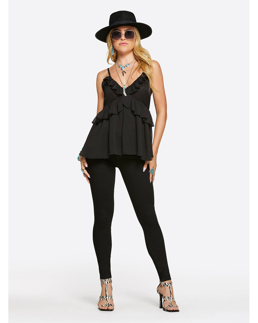 ג'סיקה סימפסון זואי קאמי בשחור