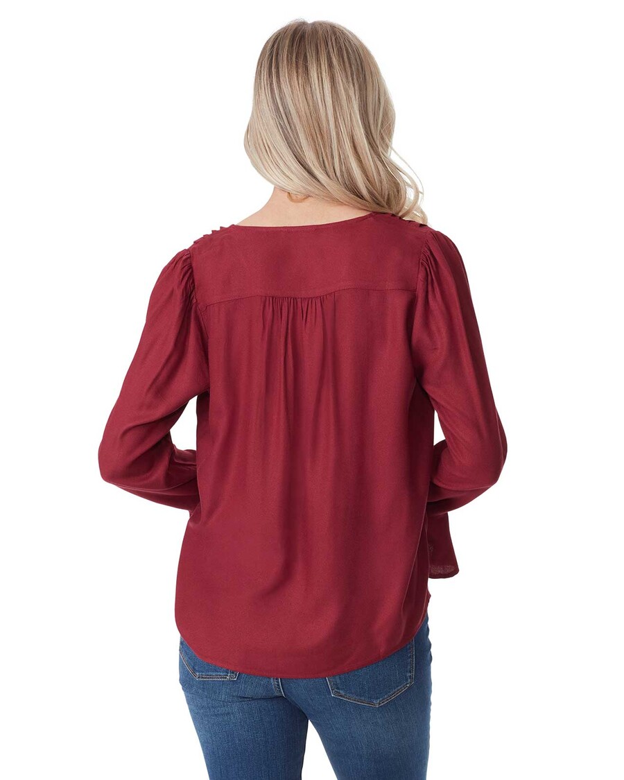 джесика симпсън сесили топ в сира