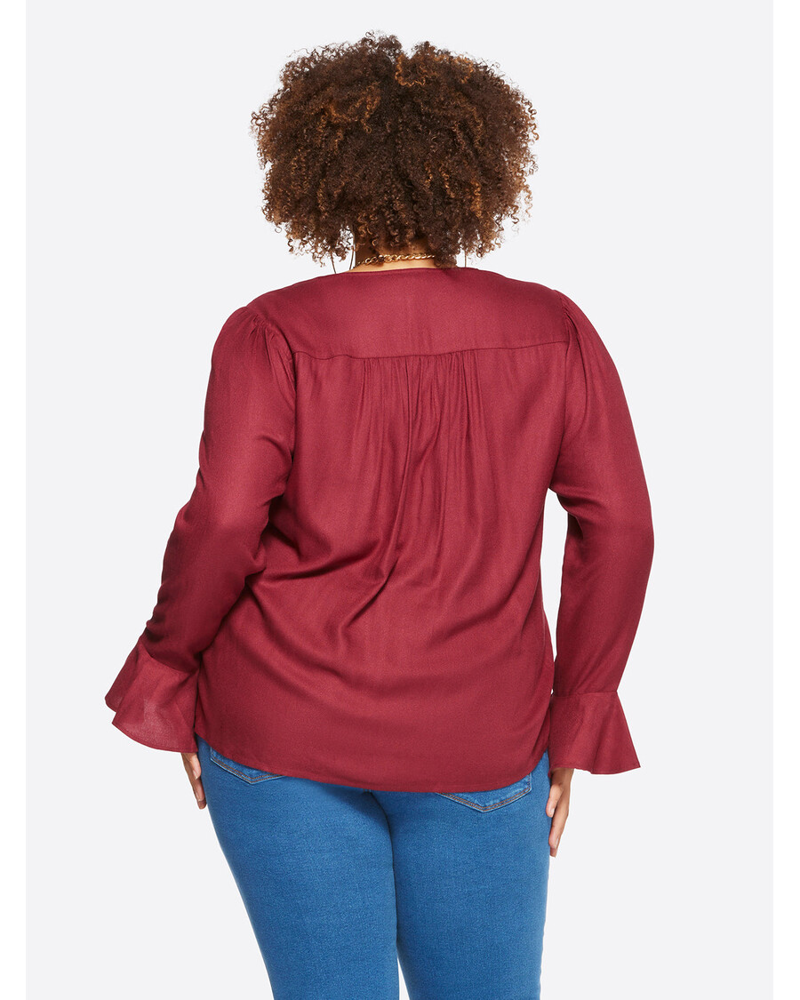 джесика симпсън сесили топ в сира