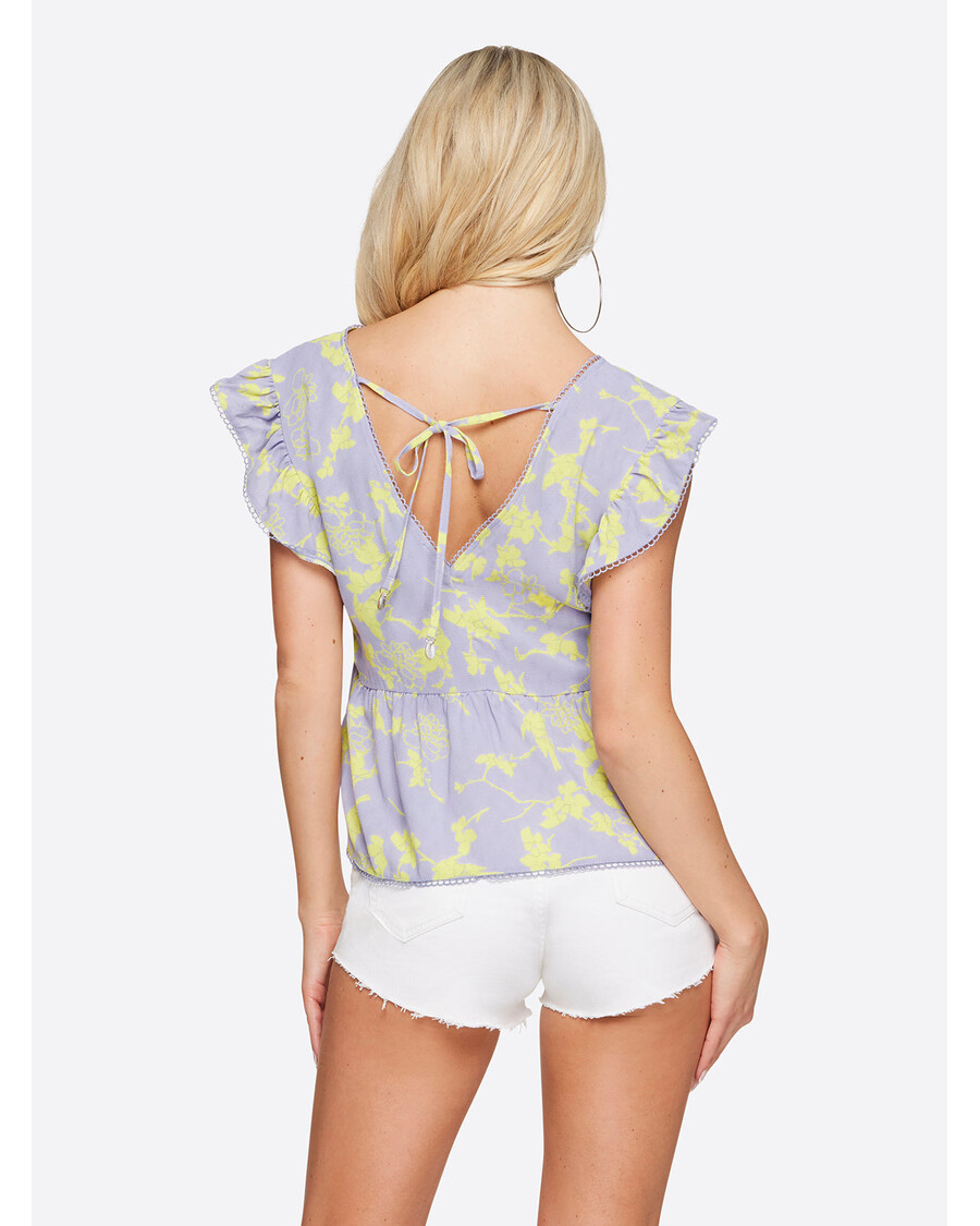 Jessica Simpson Peyton Top in Hidden Lotus