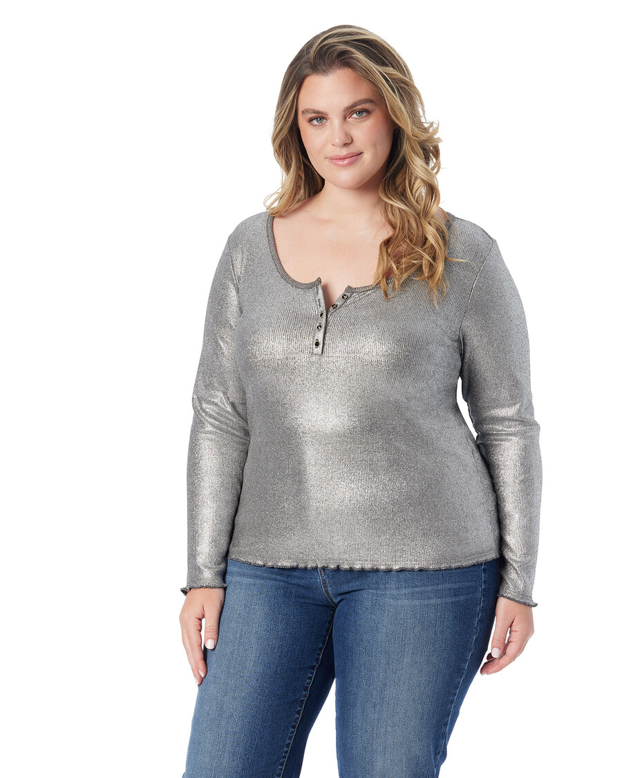Jessica Simpson Tahani Henley Top in Silver Grey