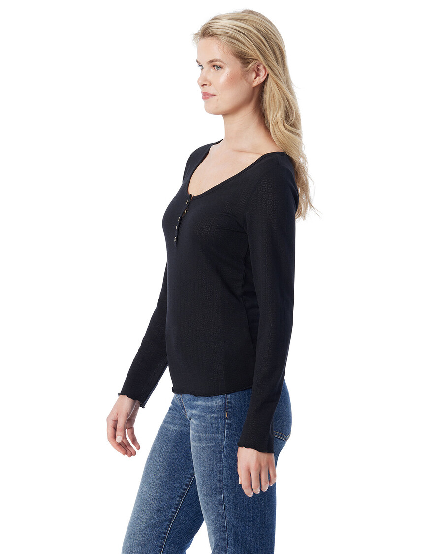 Jessica Simpson Tahani Henley Top in Anthracite