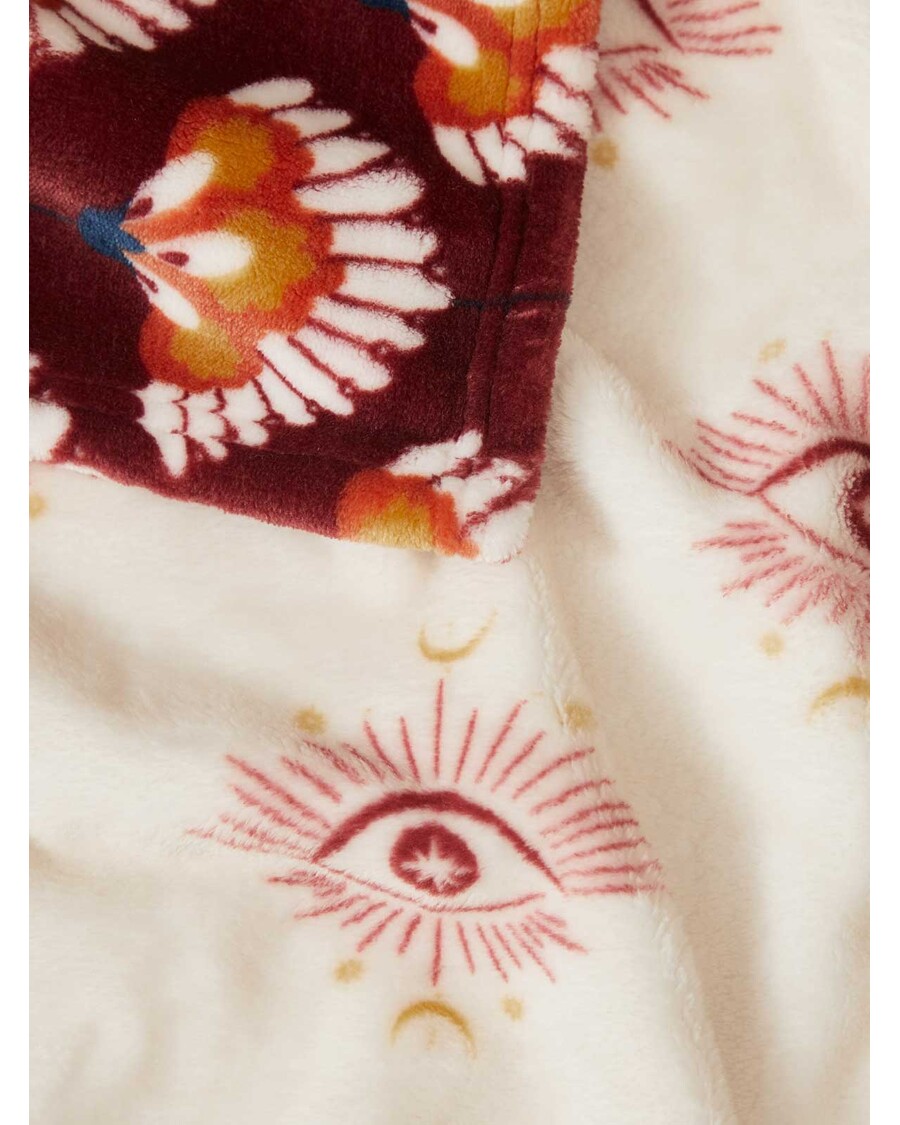 Jessica Simpson Celeste Plush Throw in Burgandy Red