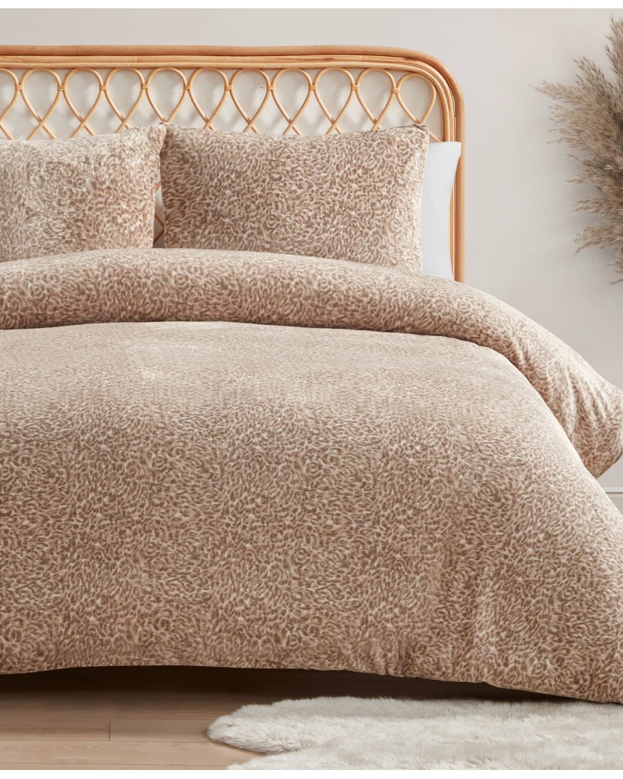Jessica Simpson Leopard Printed Plush Comforter Set