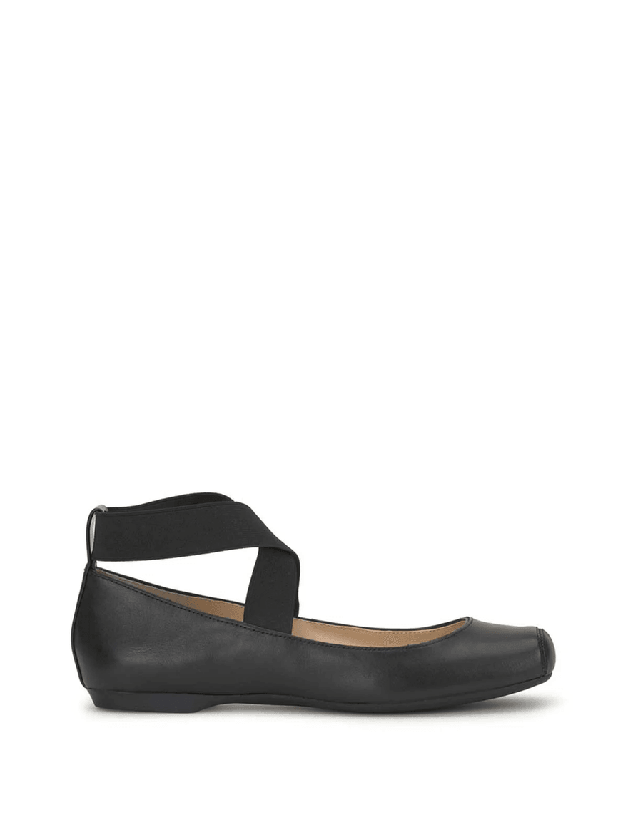 Jessica Simpson Mandalaye Ballet Flat in Black