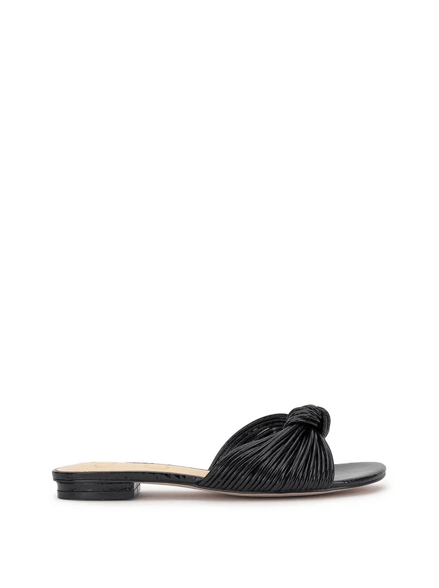 Jessica Simpson Dydra Knotted Flat Sandal in Black