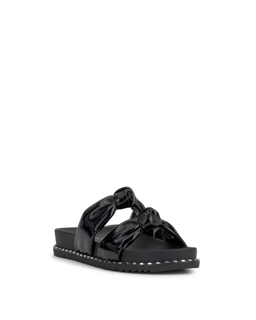 Jessica Simpson Caralyna Flat Sandal I Svart