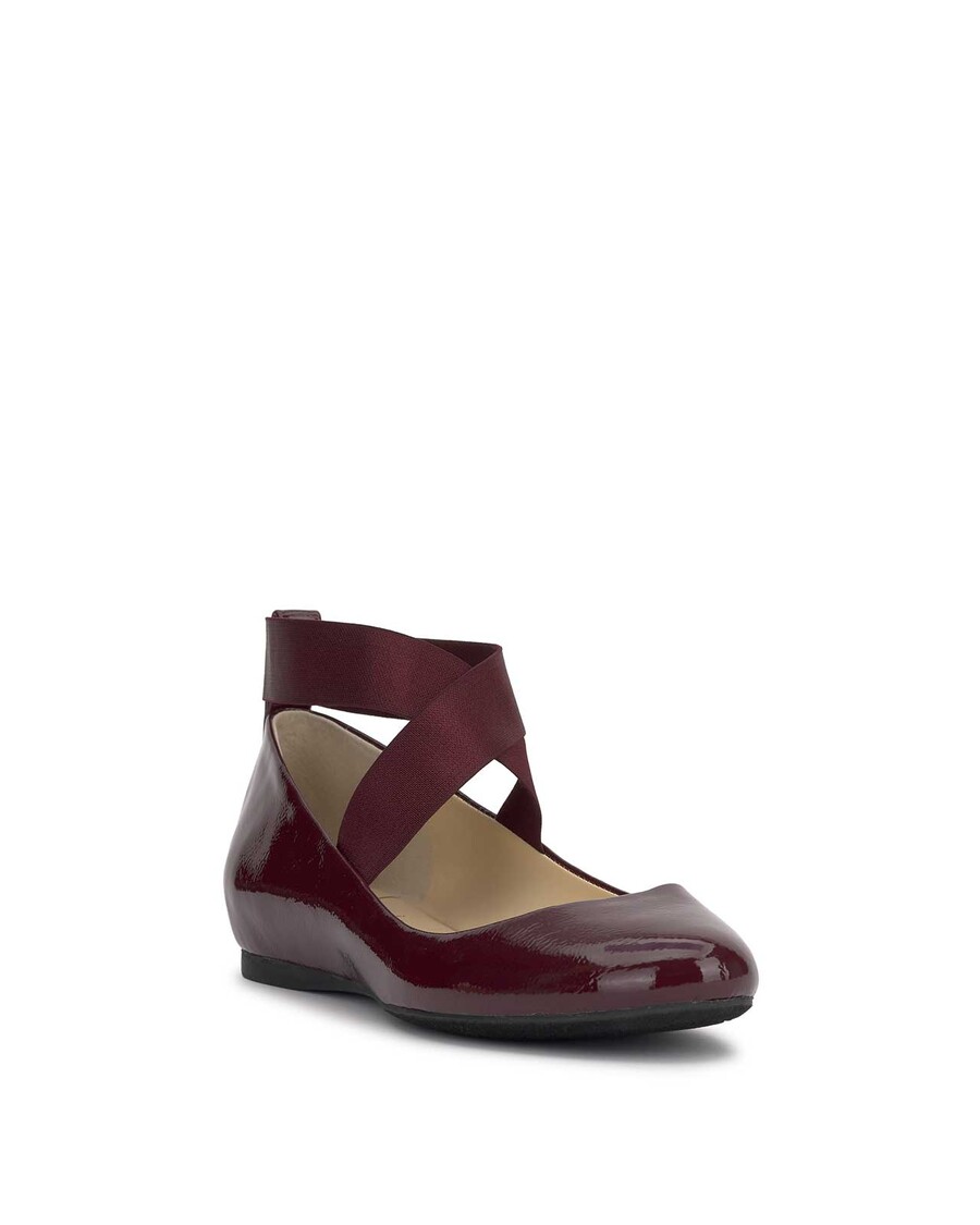 Jessica Simpson Mandayss Ballet Flat in Dark Cherry