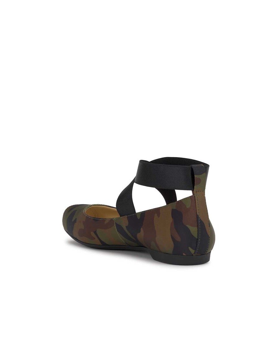 Jessica Simpson Mandalaye Ballet Flat in Forest Camo