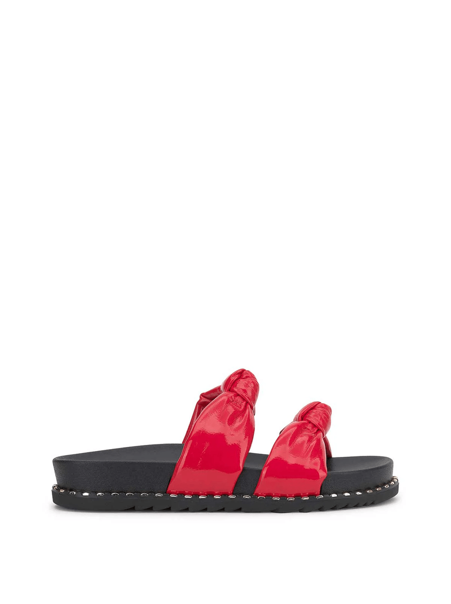 Jessica Simpson Caralyna Flat Sandal in Poppy