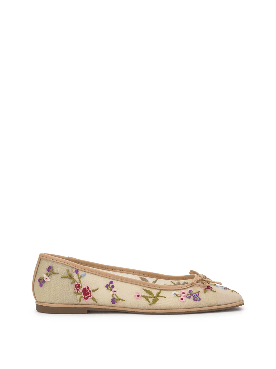 Jessica Simpson Vayrina Ballet Flat in Floral Mesh