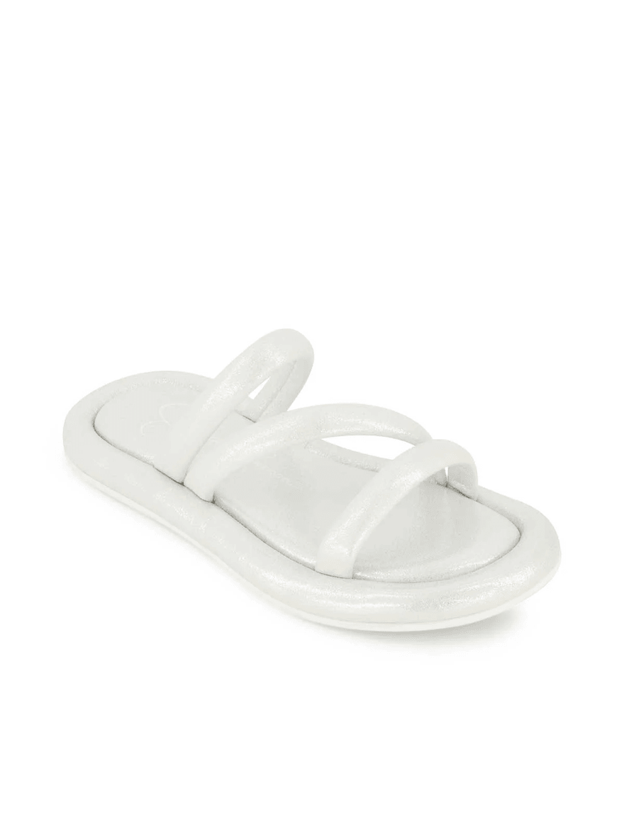 Jessica Simpson Girls' Kaylen Strap Slippers in Silver