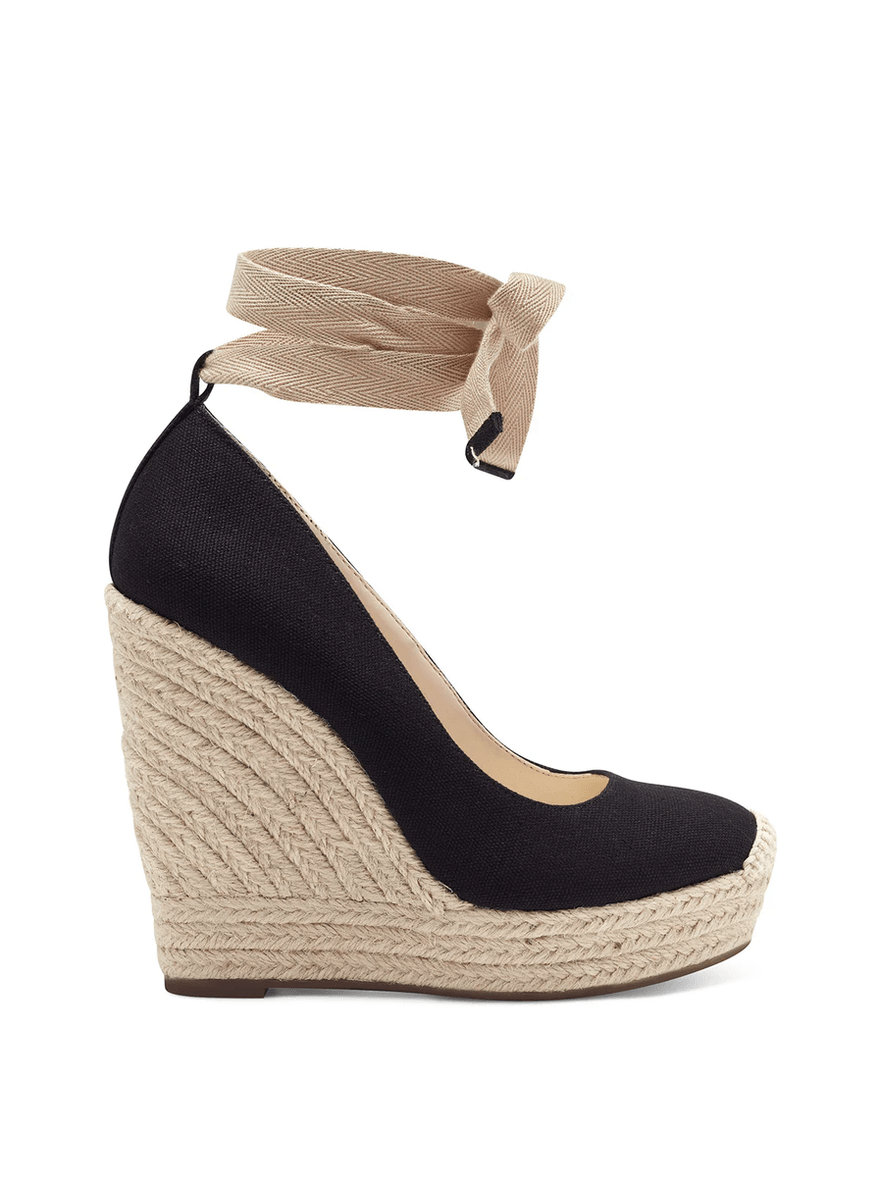Jessica Simpson Zexie Platform Wedge in Black