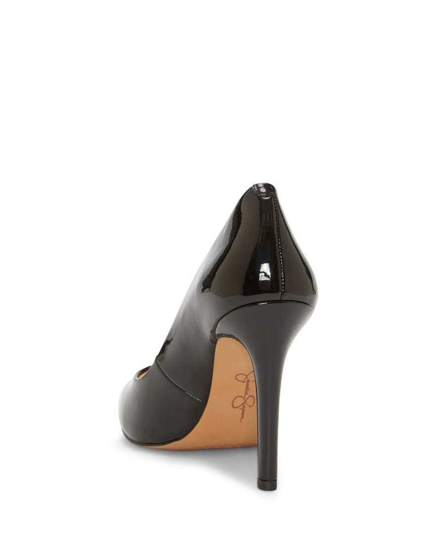Jessica Simpson Cassani Pump in Black