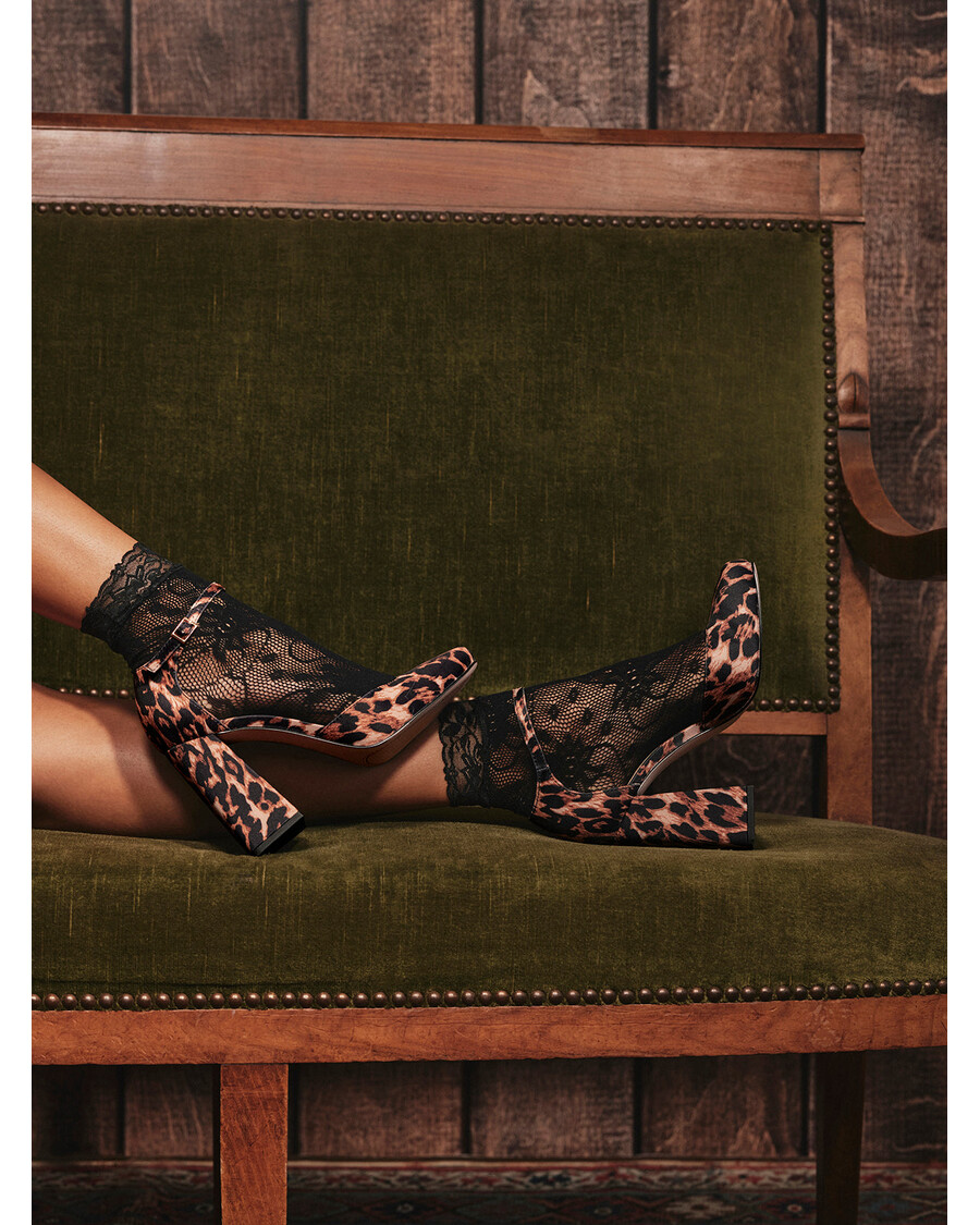 Jessica Simpson Lollah Block Heel Pump in Leopard