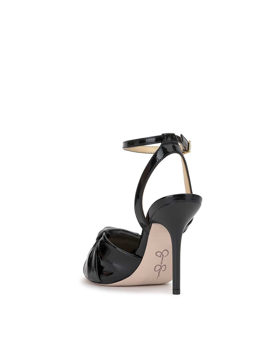Jessica Simpson Neveny High Heel in Black