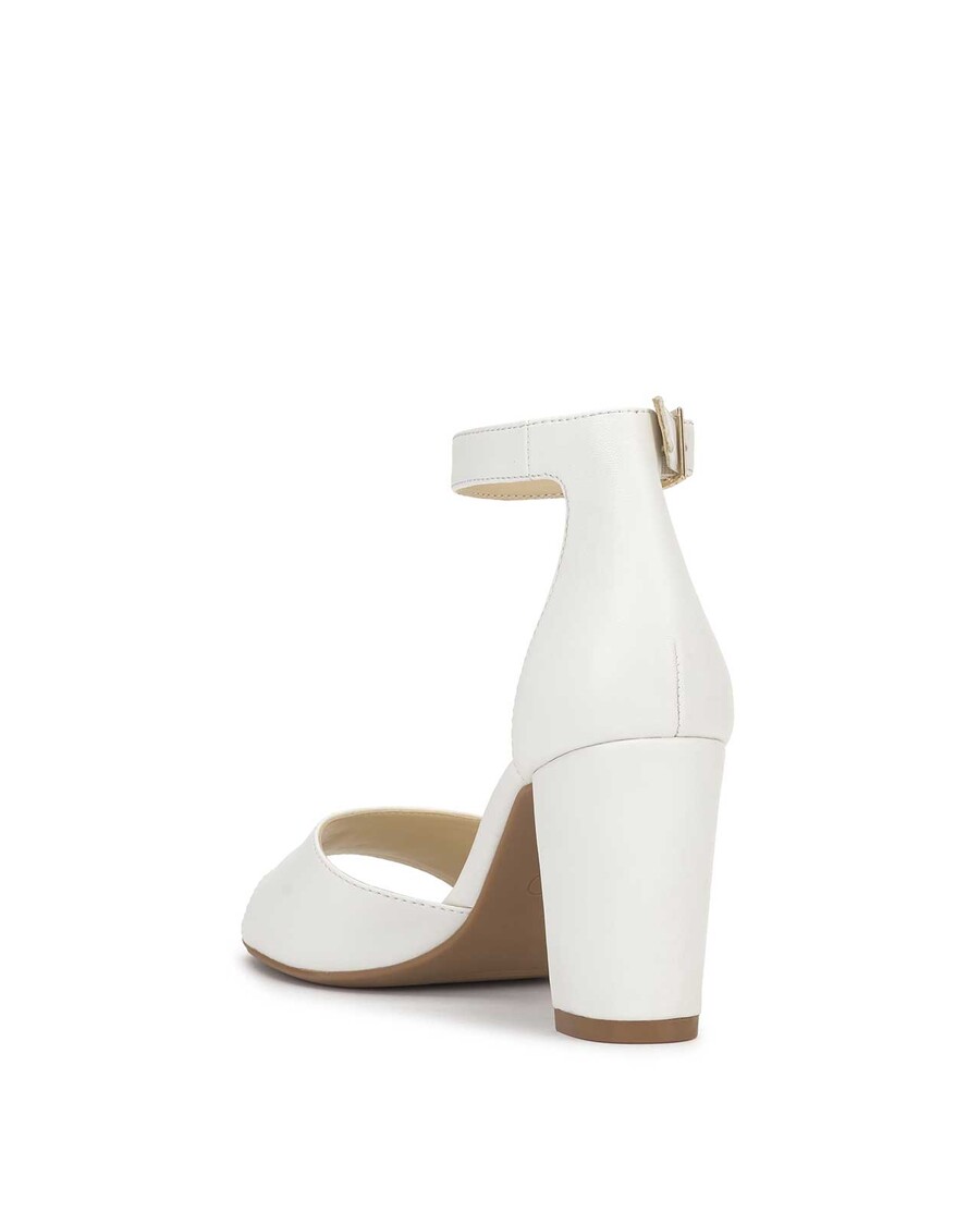 Jessica Simpson Sherron Sandal in Bright White