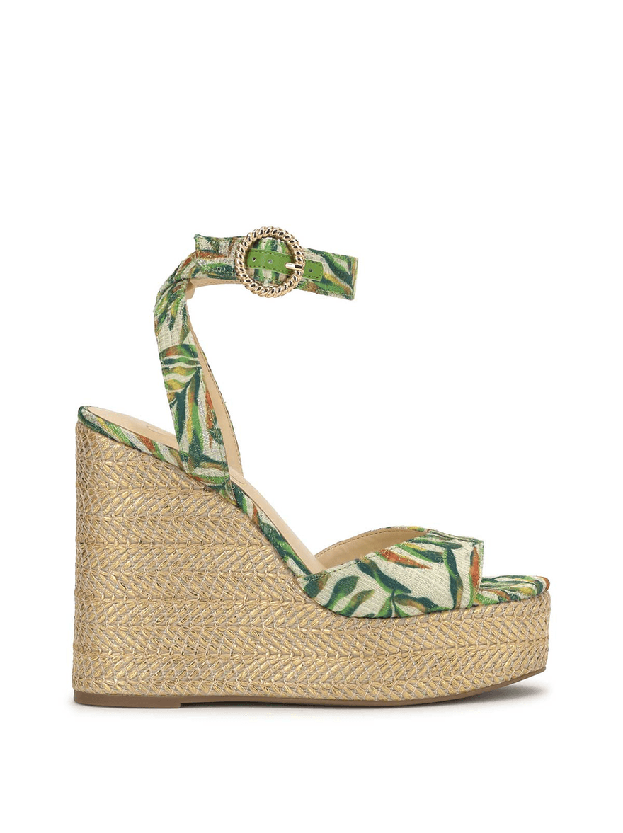 Jessica Simpson Kamindi Espadrille Wedge in Green Jungle Green Tropical